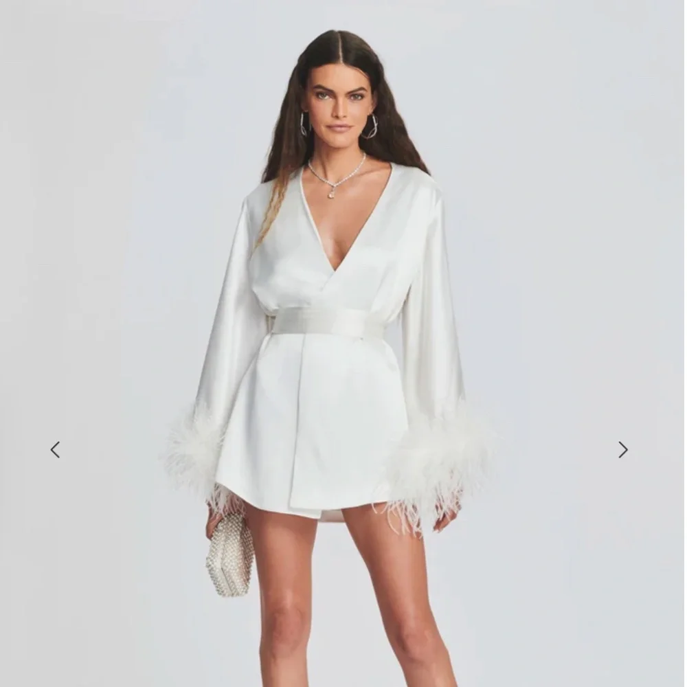 RetrofĂȘte Eva Feather Robe âą White âą Ostrich Feathers âą M âš - Picture 2 of 10